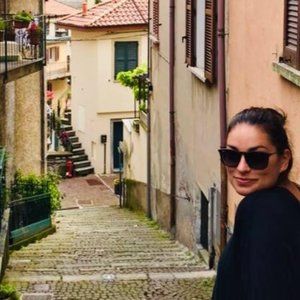 Meet your Posher, Tonya